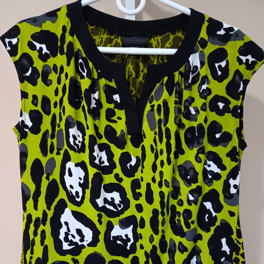 Worthington Women's (Size M) Bright Green & Black Sleeveless Leopard Pri… - Picture 2 of 9